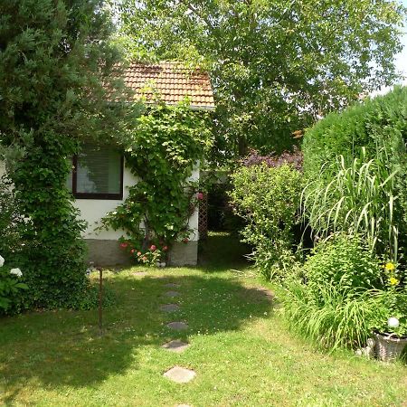 Gemuetliches Gaestehaus Berlin Bohnsdorf, Naehe Flughafen Schoenefeld Eksteriør billede