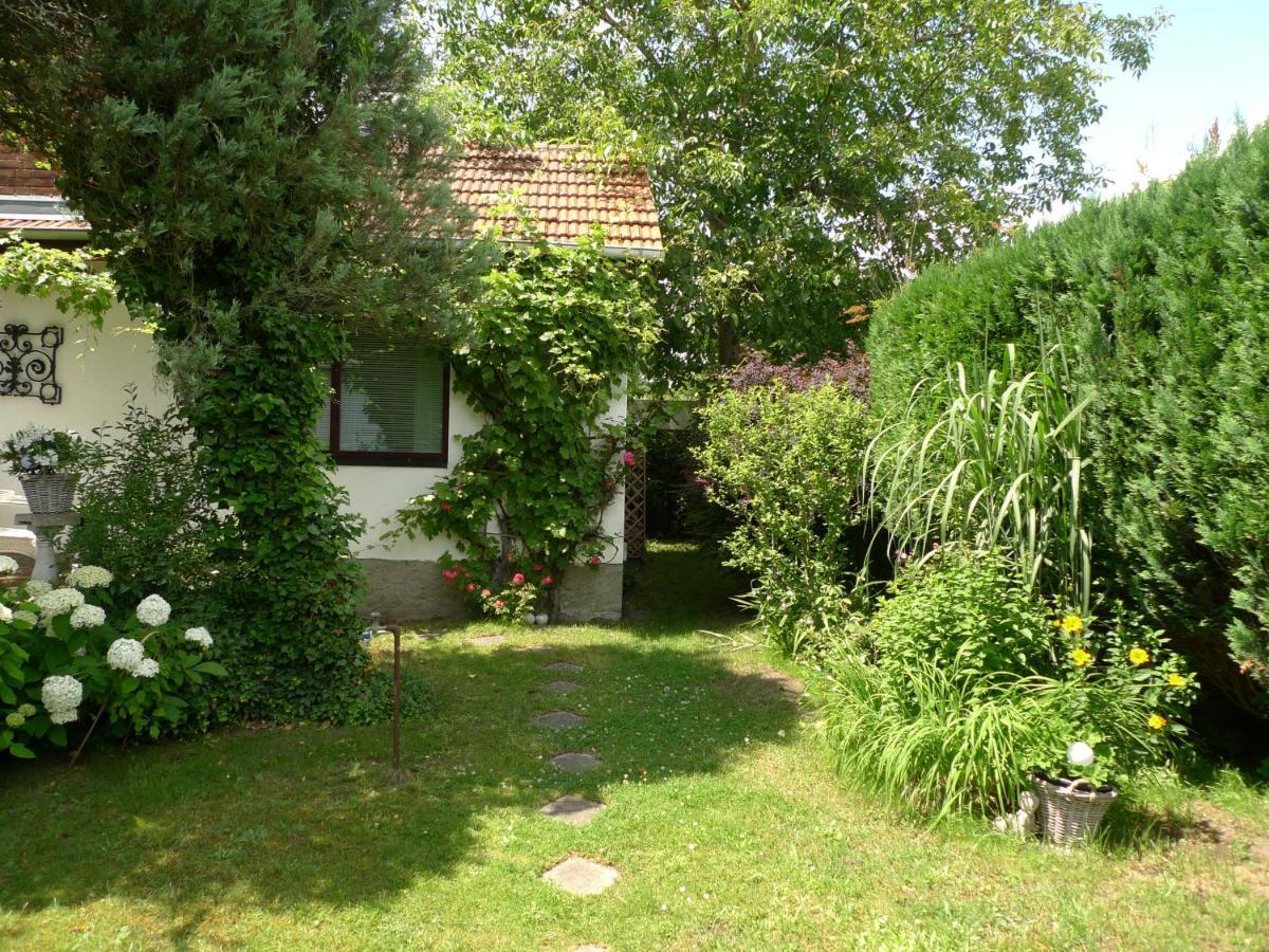 Gemuetliches Gaestehaus Berlin Bohnsdorf, Naehe Flughafen Schoenefeld Eksteriør billede